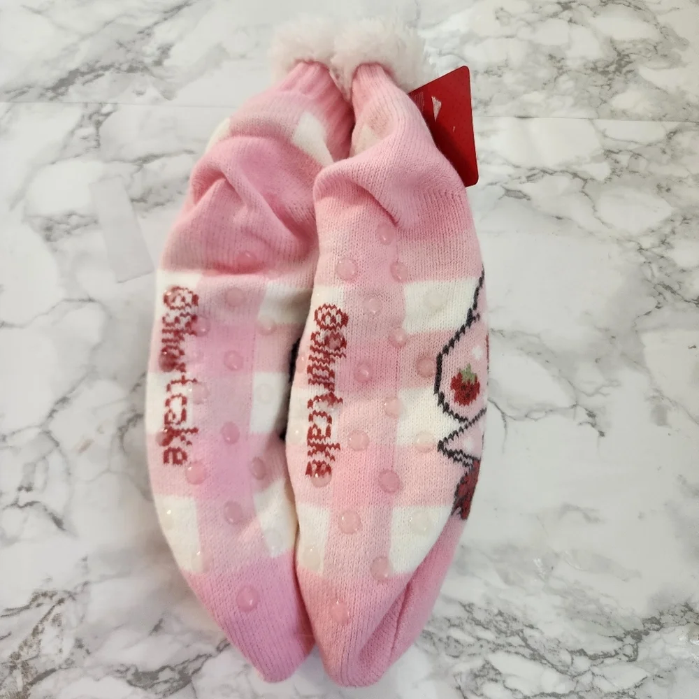 Strawberry Shortcake Non Slip Slipper Socks Women’s Shoe Size 4-10 Soft Knit NEW